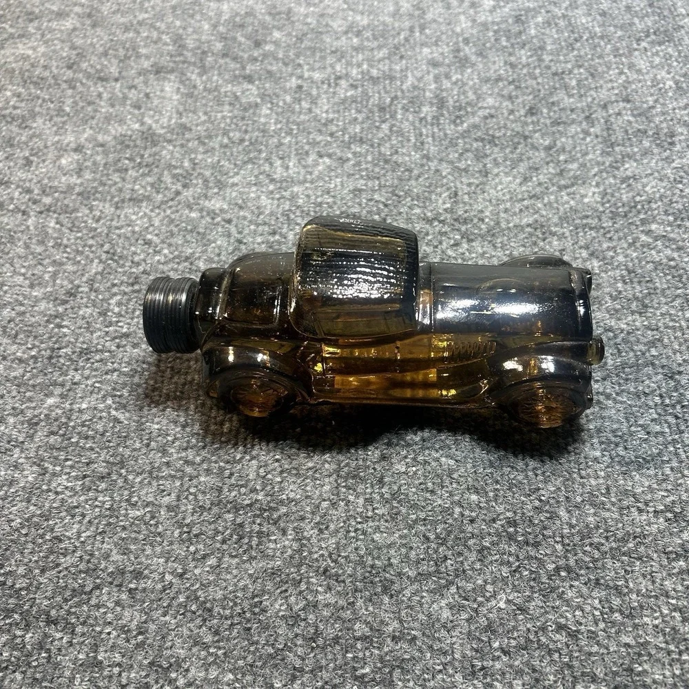 Avon Sterling Six Leather Aftershave Fluid Regular Size 7 fl oz Full Bottle